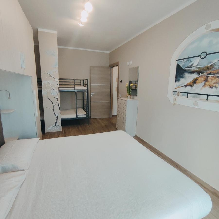 Casa Vacanze Da Gabri Tirano Bagian luar foto
